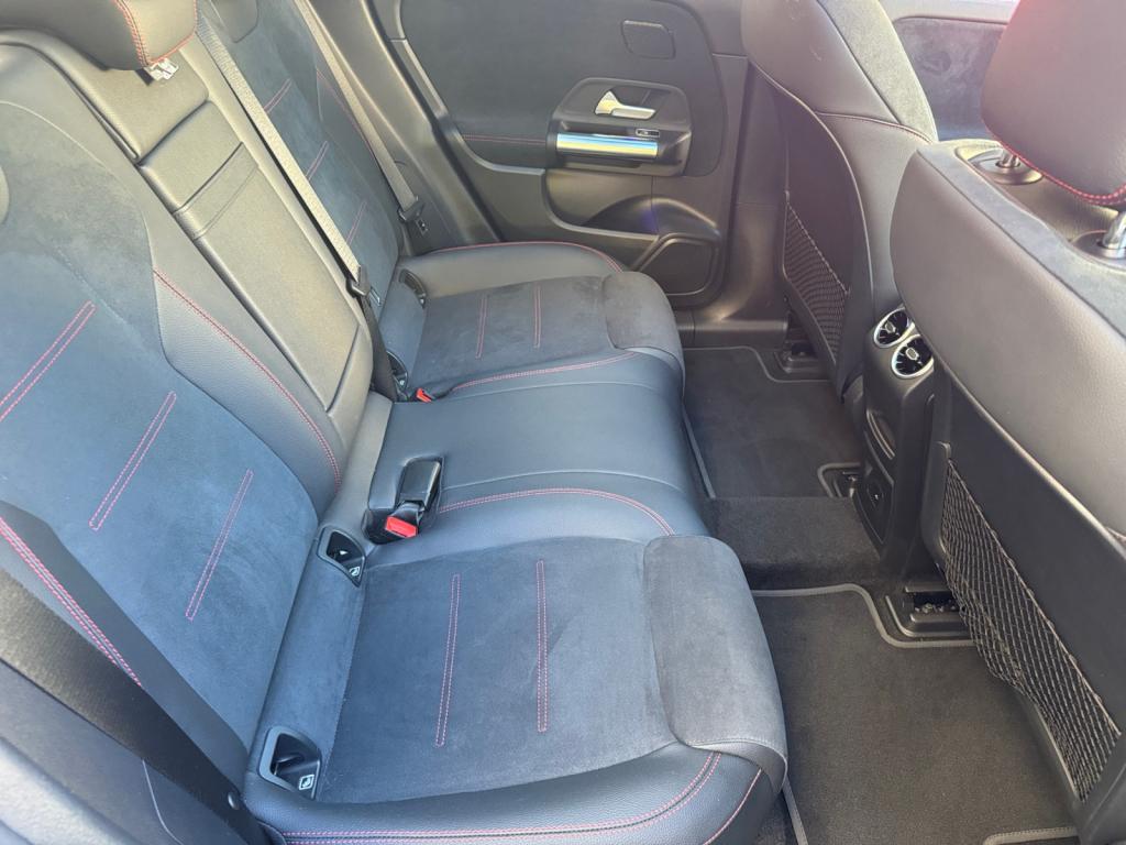 Mercedes EQA - 350 292 ch - AMG Line 4-Matic