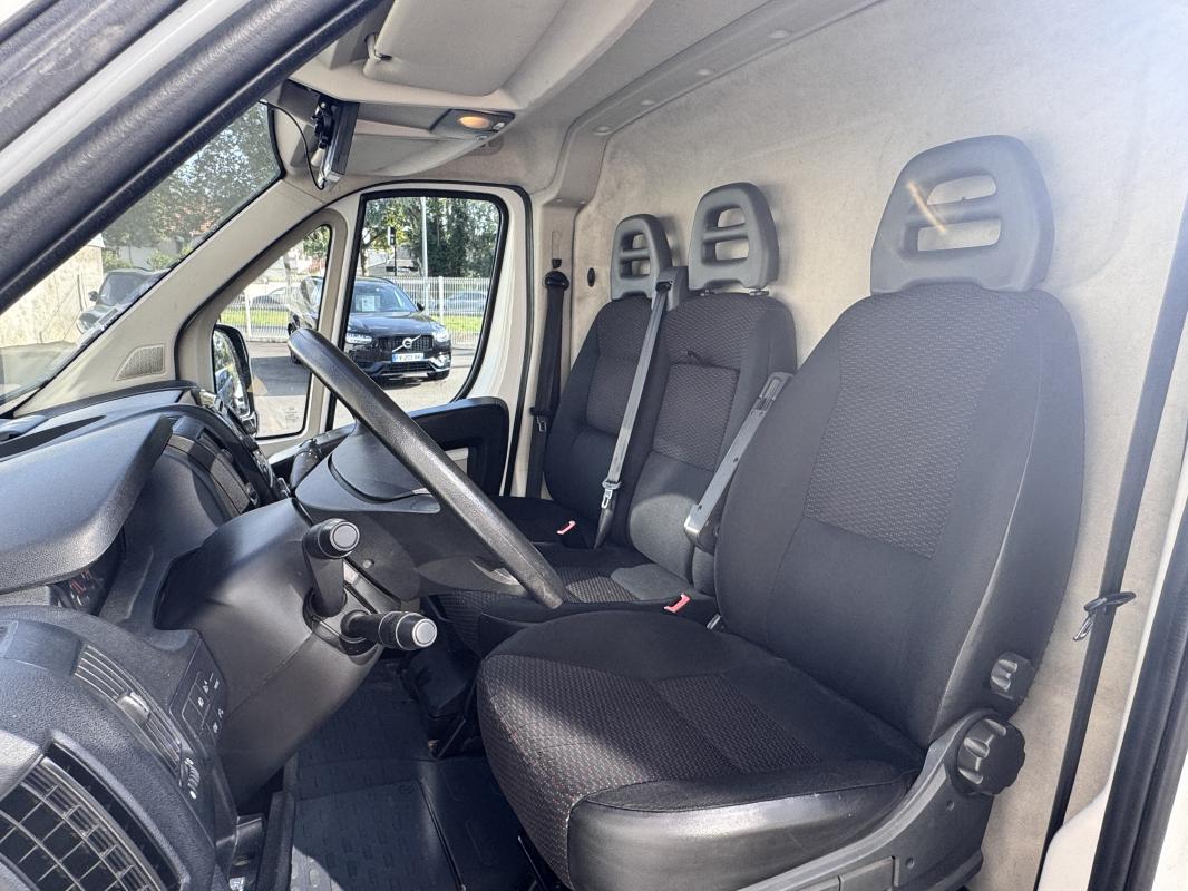 Peugeot Boxer - 335 L3H2 2.2 HDI 130 PACK CLIM NAV