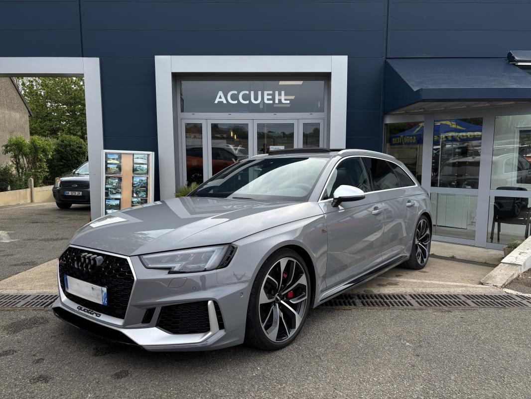 Audi RS4 Avant 2.9 TFSI 450CV - FR_ TOIT OUVRANT SIEGES CH _
