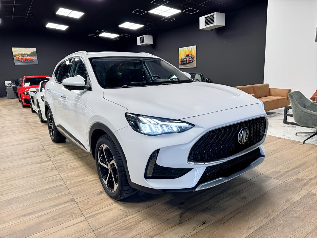 MG EHS - (2) 1.5T GDI 258 HYBRIDE RECHARGEABLE PHEV LUXURY (2024)