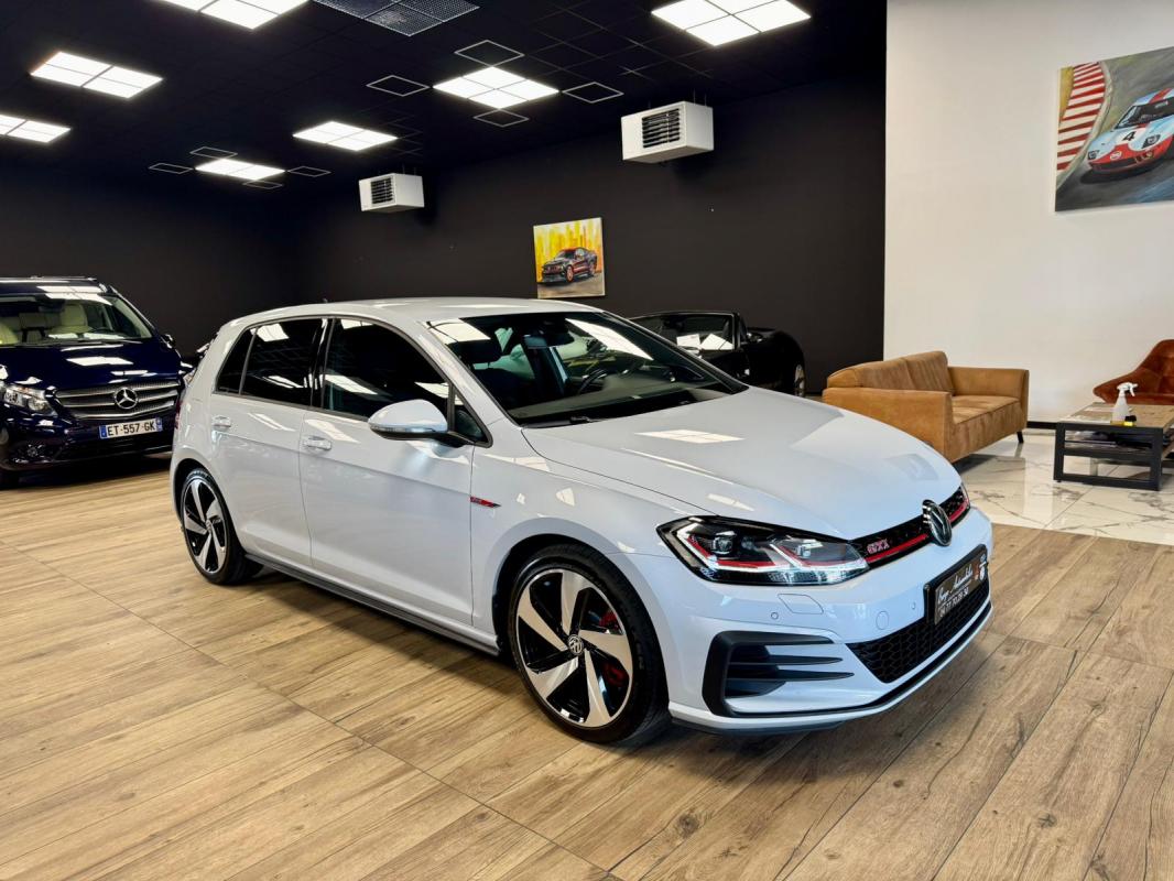VOLKSWAGEN GOLF - VII (2) 2.0 TSI 245 BLUEMOTION TECHNOLOGY GTI PERFORMANCE DSG7 5P (2018)