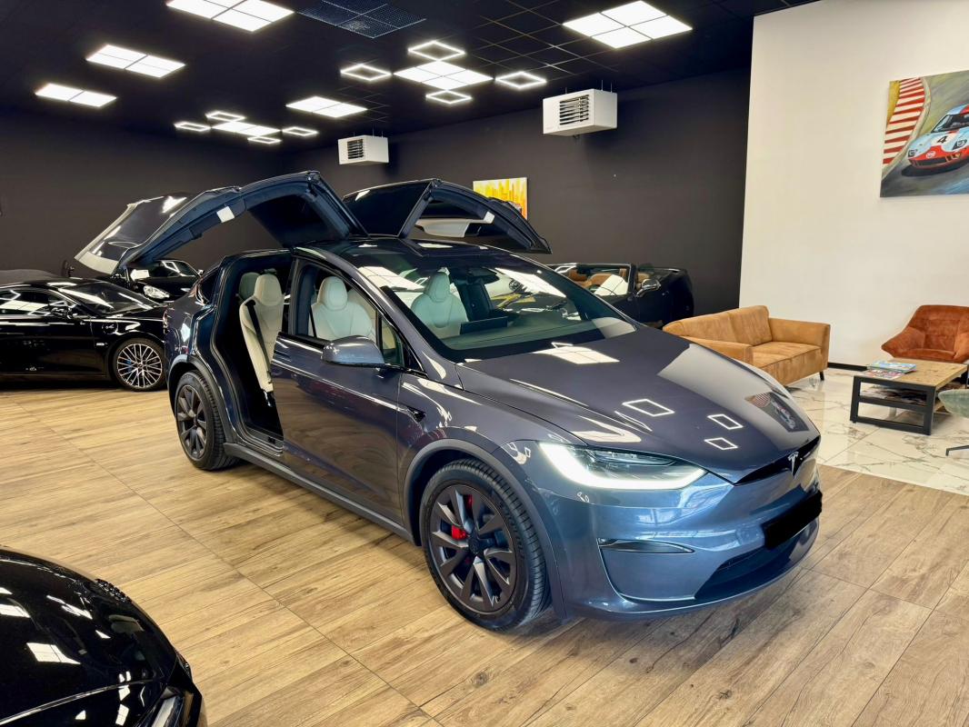 TESLA MODEL X - (2) 100 KWH 1020CH TRI-MOTOR PLAID (2023)