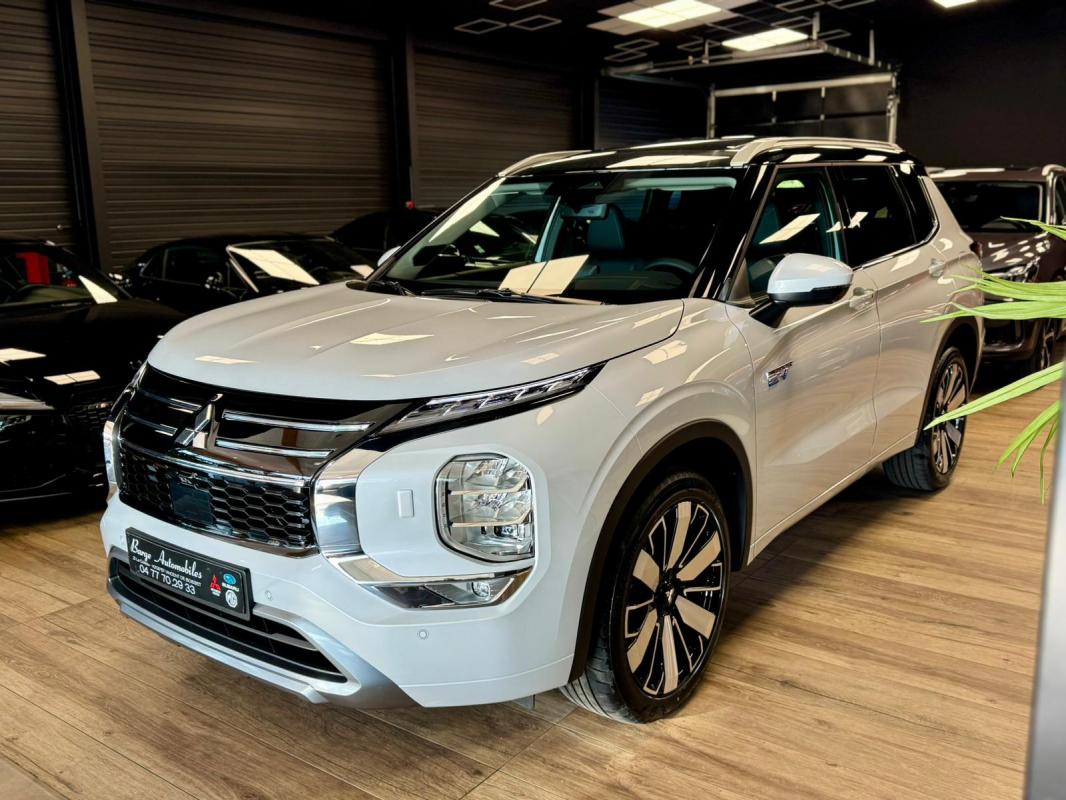 MITSUBISHI OUTLANDER PHEV - IV 2.4 MIVEC 306 4WD INSTYLE (2025)