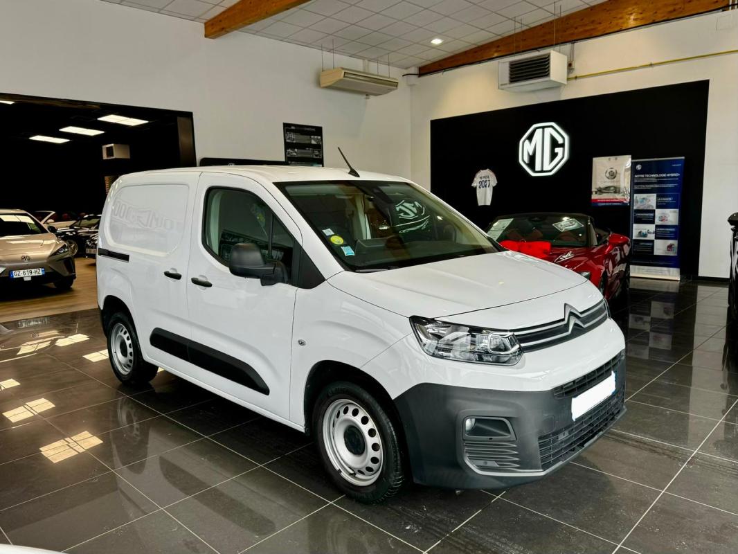 CITROËN BERLINGO - III BLUEHDI 100 S&S TAILLE M CLUB 1000KG BVM (2021)