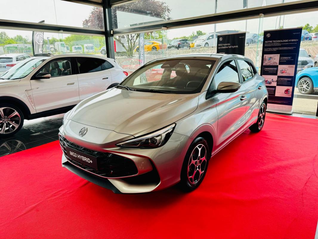MG 3 - 1.5 HYBRID+ 195 COMFORT (2025)
