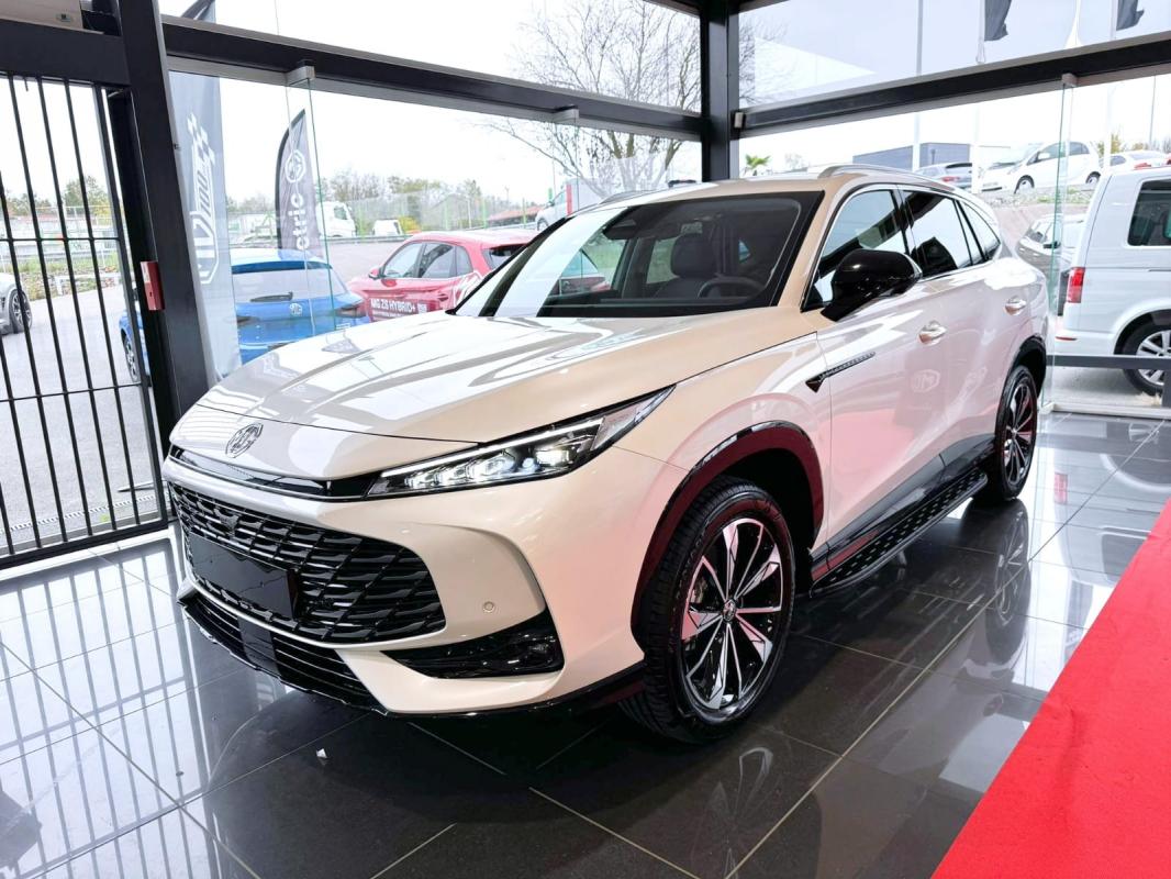 MG EHS - III 1.5T GDI HYBRIDE RECHARGEABLE PHEV LUXURY 272 ch 5p