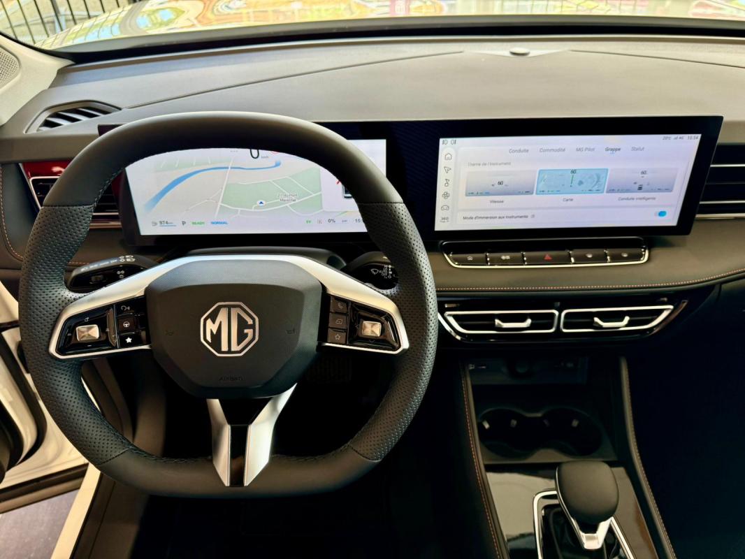 MG EHS - II 1.5 HYBRID+ 224 LUXURY
