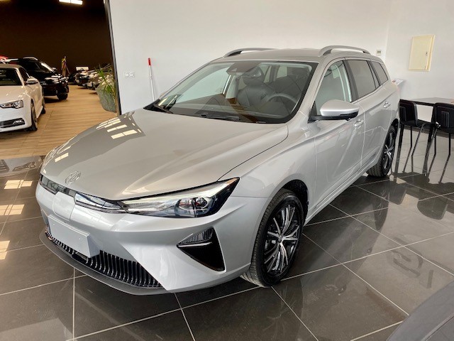 MG mg5 - 115 KW 156ch LUXURY AUTONOMIE ETENDUE 61KWH 2WD