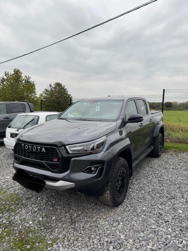 Toyota Hilux IV 4WD 2.8 D-4D 204 DOUBLE CABINE GR SPORT II
